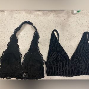 2 Victoria secret bralette for the price of 1.